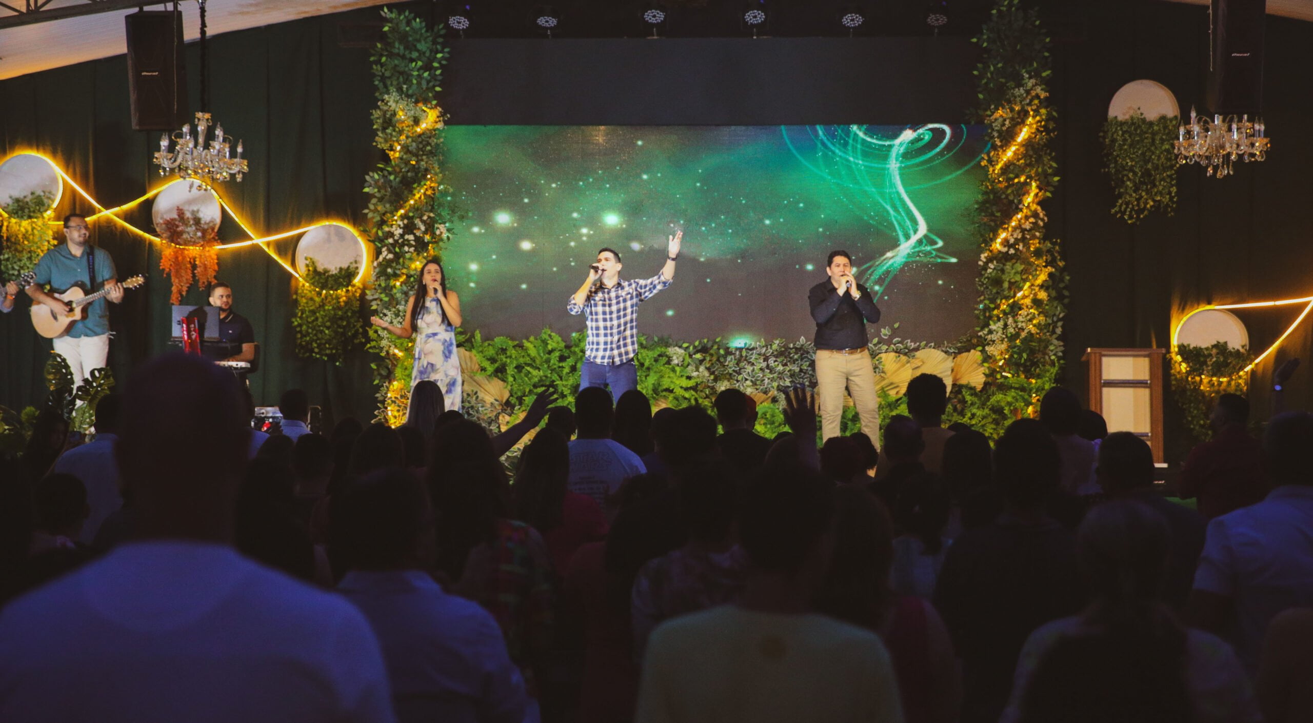 COMUNIDADE (IGREJA): A RESPOSTA DE DEUS À DERROTA. QUEM ESTÁ CUIDANDO DE VOCÊ?
