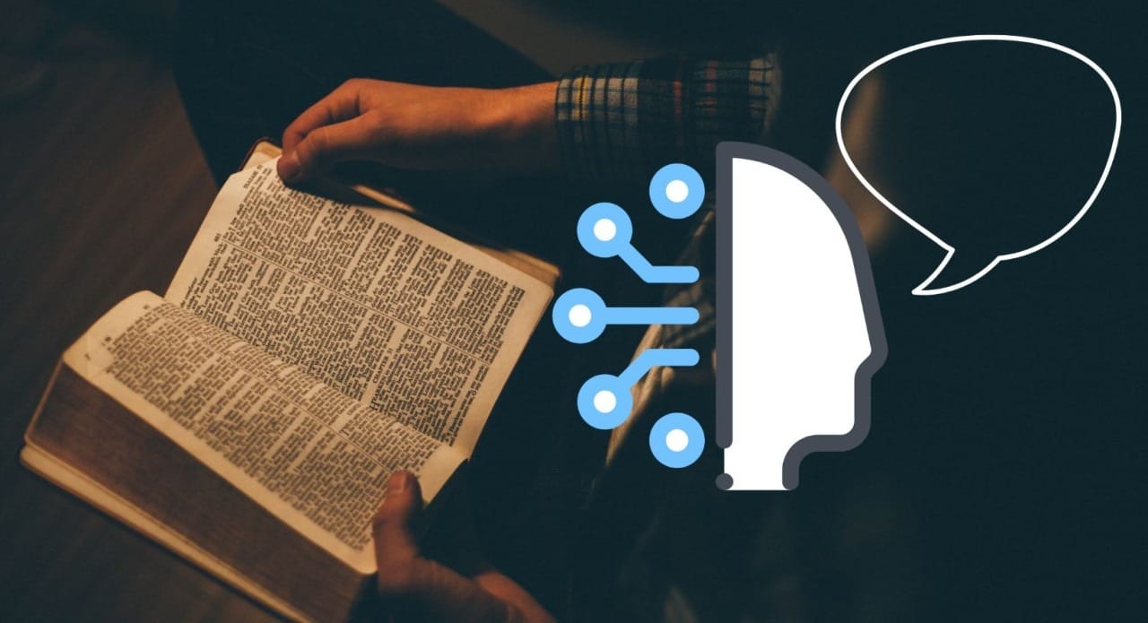 Um plano médio escuro mostra uma pessoa, de camisa xadrez, segurando e lendo um livro aberto (provavelmente uma Bíblia) sob uma luz fraca. Sobreposta à cena, no centro-direito, está a metade de um ícone de cabeça humana (símbolo de Inteligência Artificial), com circuitos digitais azuis (pontos e linhas) em seu perfil. Um balão de fala vazio, branco, paira sobre a cabeça. A imagem simboliza a interseção da Inteligência Artificial nas igrejas e o estudo de textos religiosos.